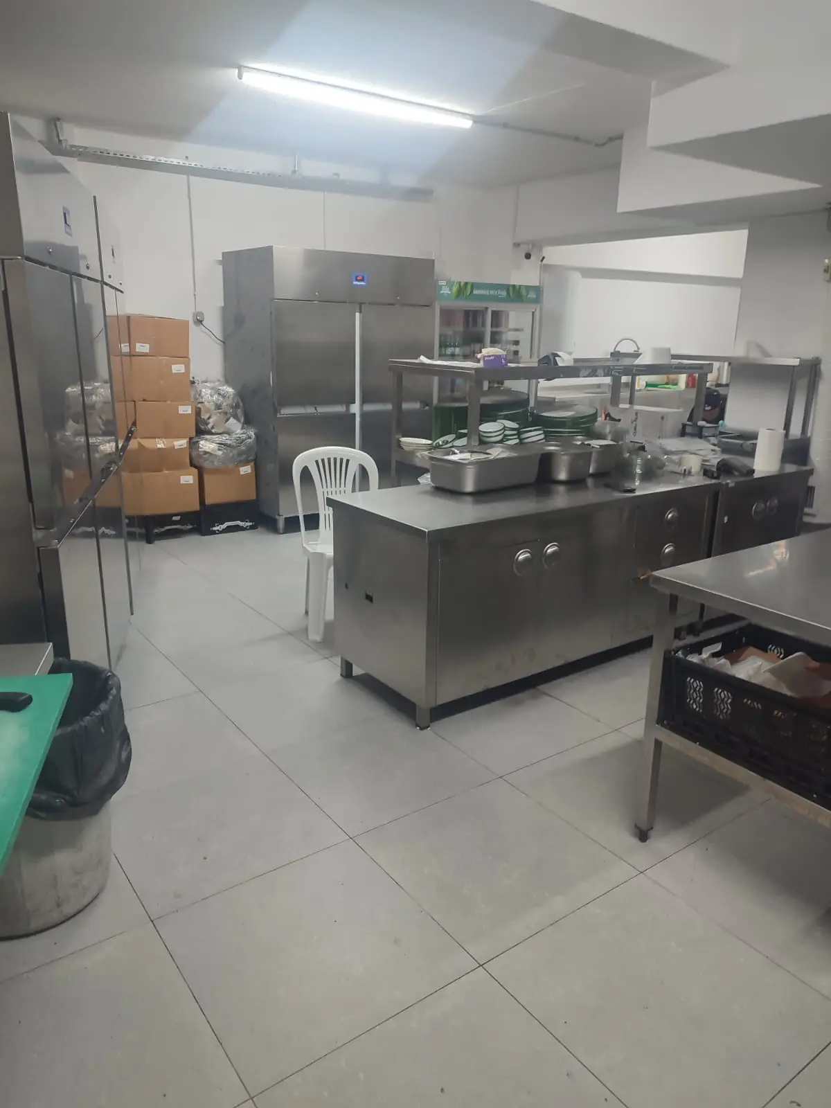 Fitted kitchen